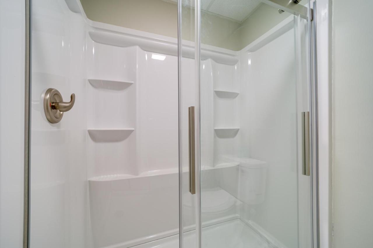 Stylish Gatlinburg Condo With Pool Walk Downtown! Bagian luar foto
