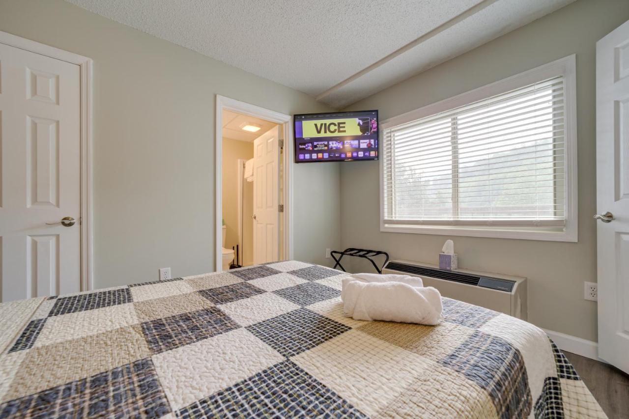 Stylish Gatlinburg Condo With Pool Walk Downtown! Bagian luar foto